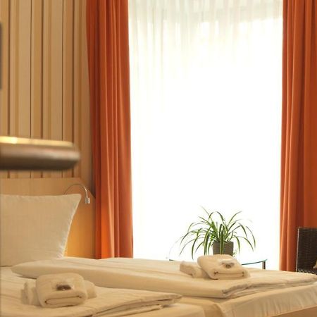 Hotel Mueritzperle à Waren  Extérieur photo